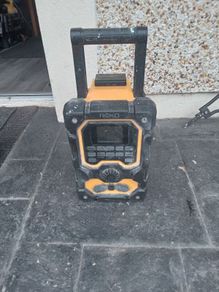 Reka Rugged DAB Radio