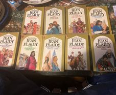 Jean plaidy books