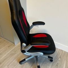 Black & Red Racing Gaming Chair / Ergonomic Office