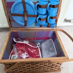 Wicker Picnic Basket with cutlery.