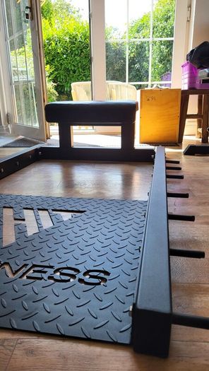HIT Fitness Hip Thrust Bench  Excellent Condition