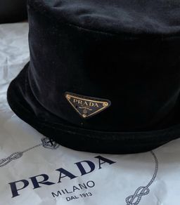 hat