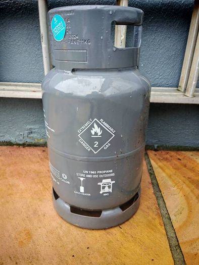 gas cylinder