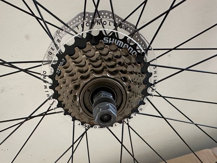 Brand new 27.5 Shimano Cassette Disc Mountain Bike Back Wheel ( BRAND NEW )