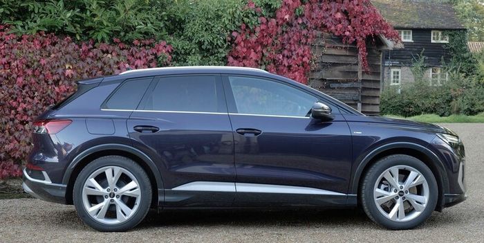 Genuine Audi Q4 E-Tron 20'' FRONT. 5x112 (2 available) Delivery