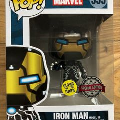 Funko Marvel: Iron Man Model 39 (GITD Exclusive) #555