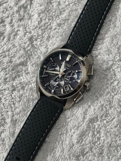 Seiko Astron SBXC067 GPS Solar Titanium - Extra Strap Included