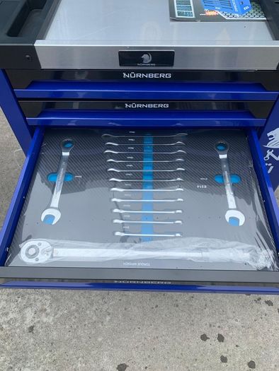 Blue Nurnberg 7/6 Tool box with tools