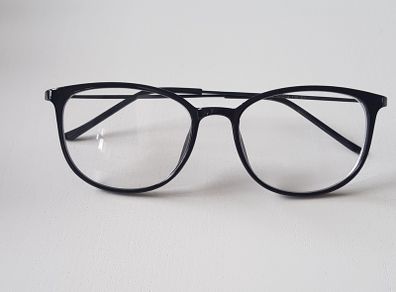 Eyeglasses frame