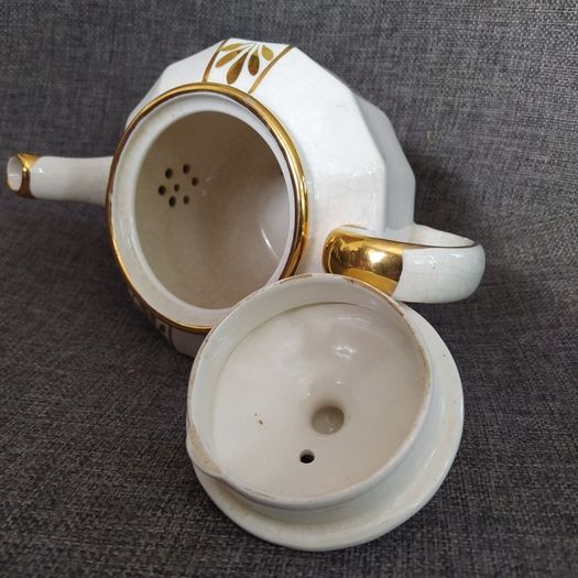 1960s Price & Kensington teapot