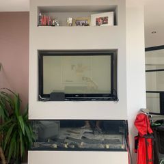 LG 42 inch TV and wall bracket