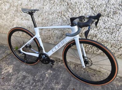 Cube Agree C:62 carbon Di2