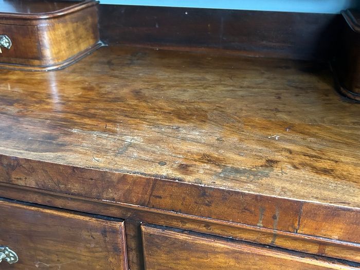 Antique vanity dresser with mirror