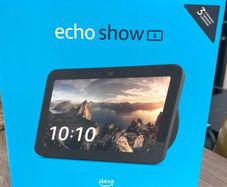 Echo Show 8