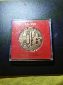 Vintage CITY OF LONDON Solid Bronze Coin 1.5"D in Original Red Holder