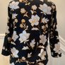 River Island light jacket. Size 6 Image 6