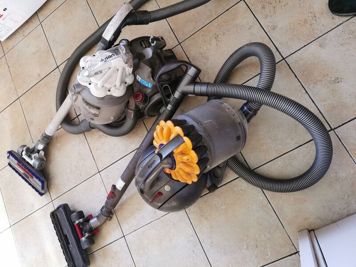 Dyson hoover