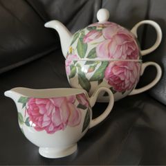 Newbridge Home Rose Collection bone china tea-for-one set and creamer
