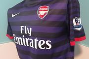 aresnal away Jersey 12/13