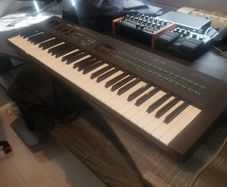 YAMAHA DX 21 Synthesizer