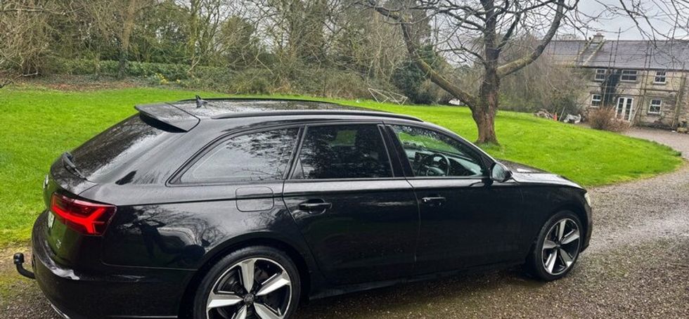 Audi A6 2.0 Tdi Ultra Black Estate Automatic