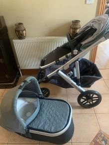 Uppababy vista has connectors to ad a rumble seat