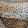 Beige jacket, size 10 Image 5