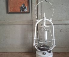 Hurricane Kerosene Lamp