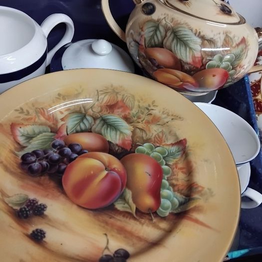 Aynsley Harvest Gold Sugar Bowl With Lid And A Plate