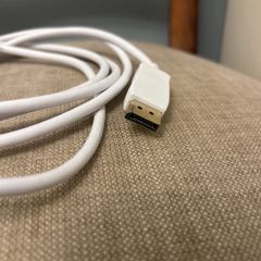 Display port cable