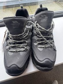 Trespass waterproof sneakers