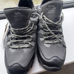Trespass waterproof sneakers