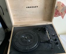 Player Crosley