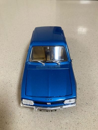 Peugeot 504 GL scale 1/25 rare