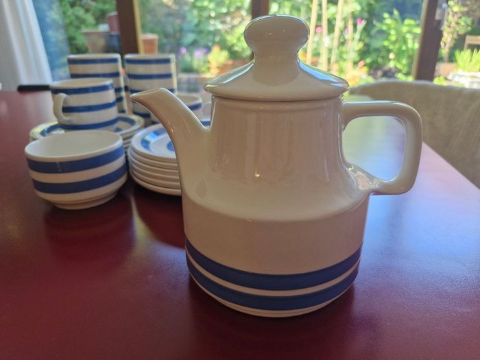 Vintage Blue & White Carrigaline Pottery Set
