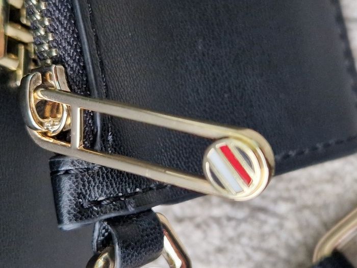 Tommy Hilfiger handbag