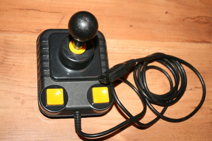 Zipstick Joystick and RARE The Lip Stik headphones Working C64, Amiga, Atari, Sinclair, Amstrad