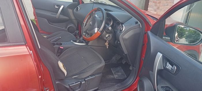 2010 Nissan Qashqai+2