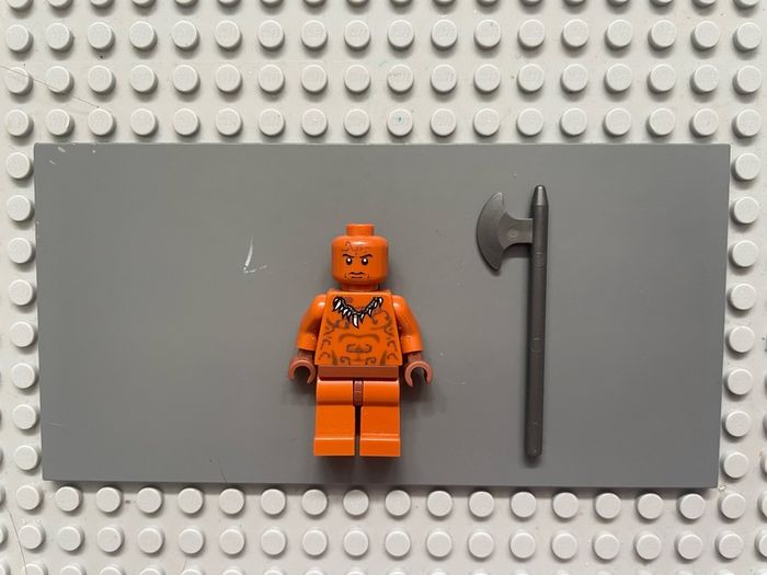 lego Indiana jones iaj016 Ugha Warrior without Hair minifigure