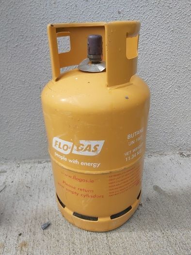 Gas cylinder