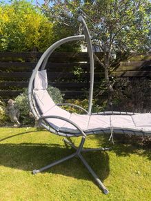 2 swing/hammock chairs