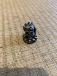 Keeper of the Skull. Tudor mint 3554