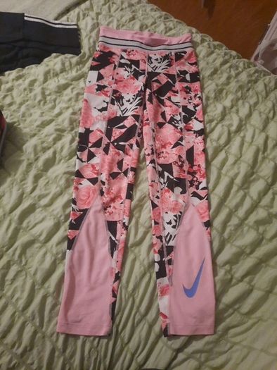girls nike leggings