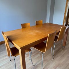 dinning table with 5 chairs