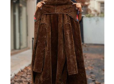 Free Postage! BNWT Boho Style Coat with a Hood & Soft Fur on the inside size 20