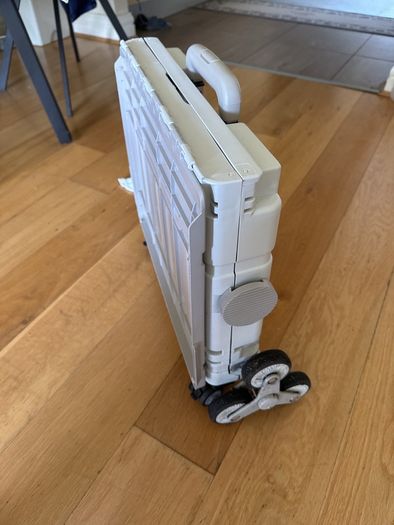 UNIQUE Stair-Climbing Folding Crate - The Ultimate Shopping Trolley