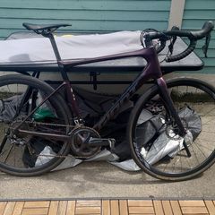 Giant Defy Advanced 1 2020 - Carbon Road Bike