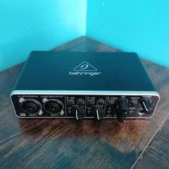 Behringer U-Phoria UMC204HD Audio Interface