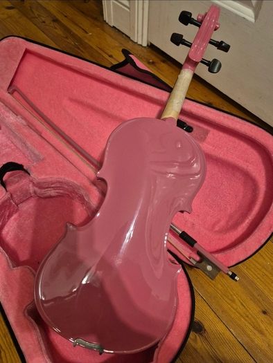 Pink 1/2 Size Violin