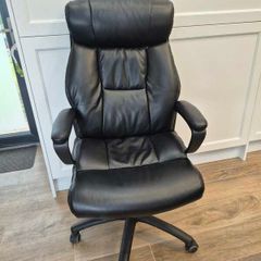 Black leather office chair